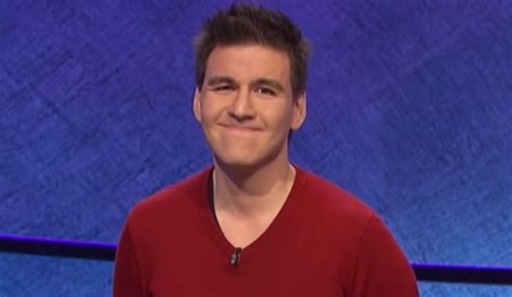 James Holzhauer Wiki, Bio, Age, Wife, Kids, Net Worth, Parents, Family, Education, Winnings, Jeopardy, The Chase, Smile, Height, Nationality, Ethnicity and Instagram