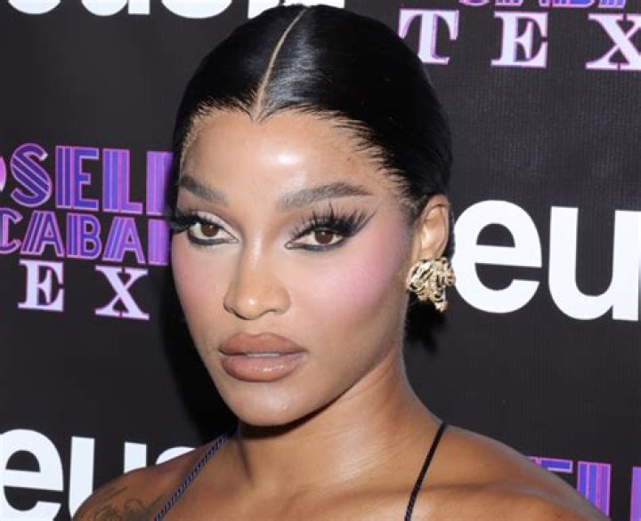Joseline Cabaret Cast Birthday, Ages and Zodiac Signs