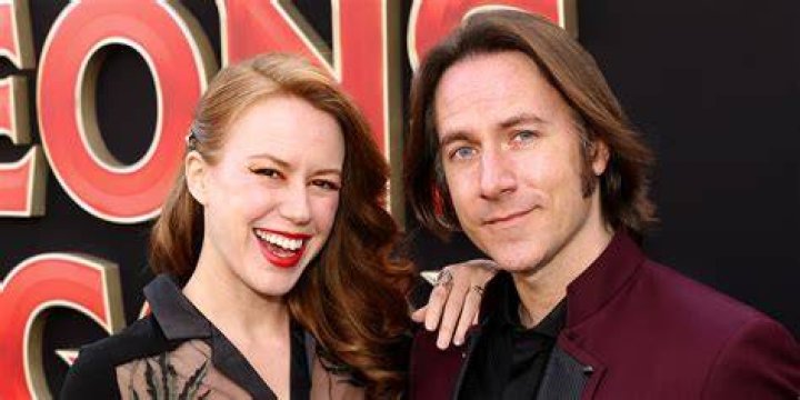 Marisha Ray Bio, Age, IMDB, Wedding, Husband, Height, Net Worth and Twitter