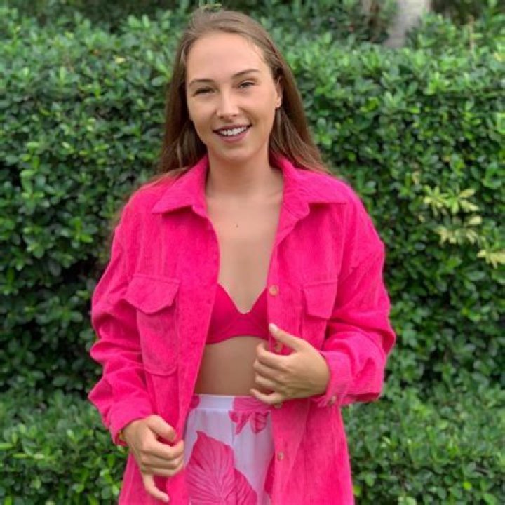 Sammi Barber Wikipedia, Age, Biography, Height, Boyfriend, Instagram