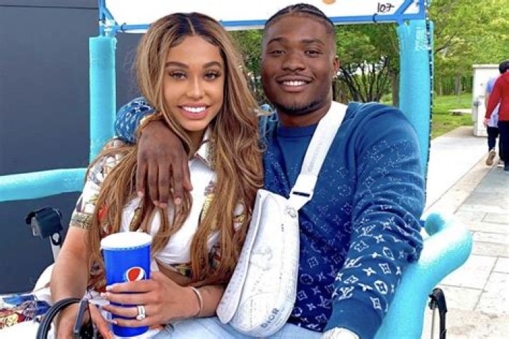 Who Is Kysre Gondrezick Sister And Dwayne Haskins Wife Kalabrya Gondrezick?
